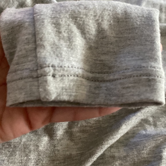 Rebecca Taylor Gray Jersey Knit Contrast Lace Trimmed Top🤍🖤🤍 - Picture 7 of 10